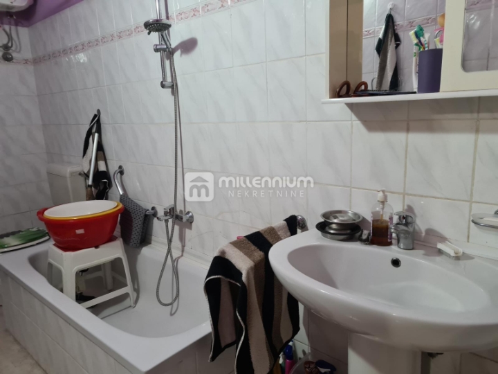 Kantrida, 64.93m2, 2S stan s okućnicom, blizu mora