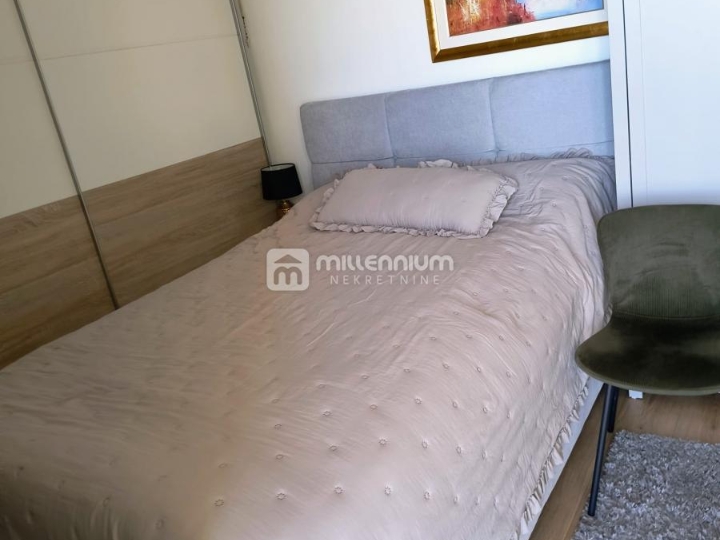 Donja Drenova, 1S+DB, balkon i panoramski pogled