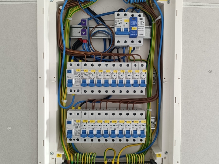 Elektroinstalacija i popravci