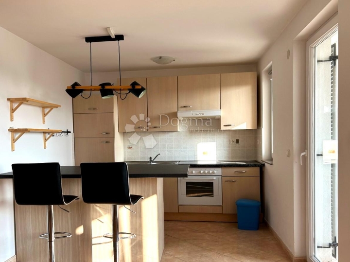 Rovinj – ugodan stan s pogledom na more