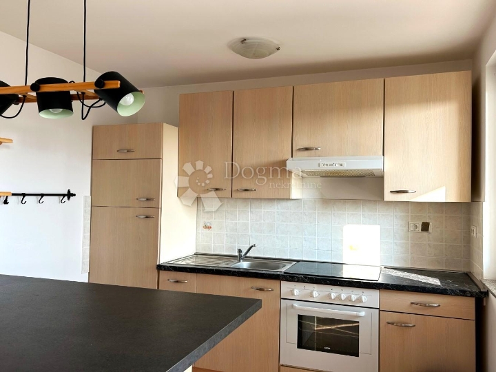 Rovinj – ugodan stan s pogledom na more