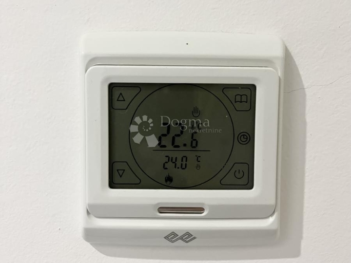 Novigrad, tražena lokacija, luksuzni stan s pogledom