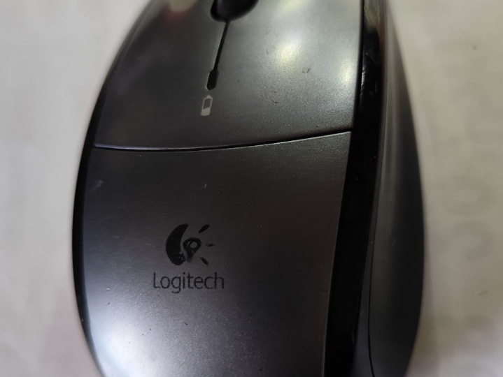 Logitech miš + tipkovnica, bežično