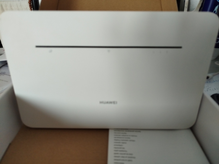 Homebox Huawei b535 4G+ otključan