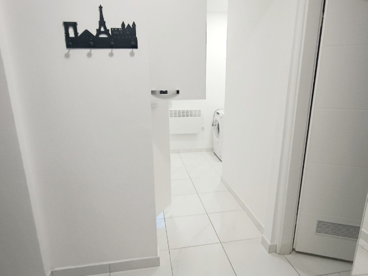 Bulevard, 45 m2, 1S+DB, novouređen