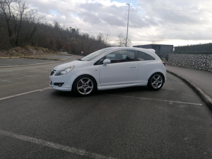 Opel Corsa GSI 1.6 Turbo