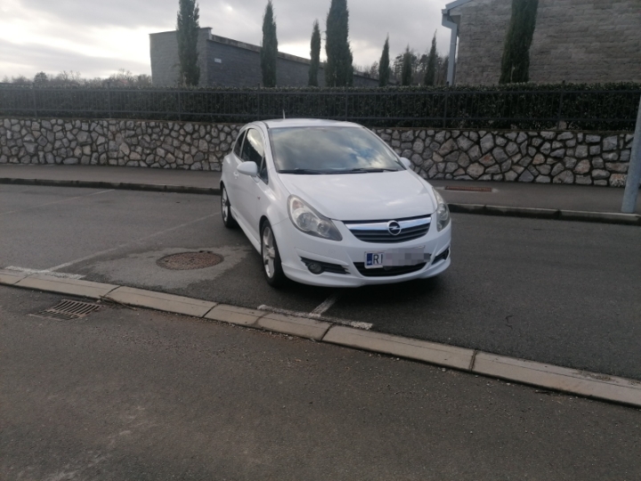 Opel Corsa GSI 1.6 Turbo