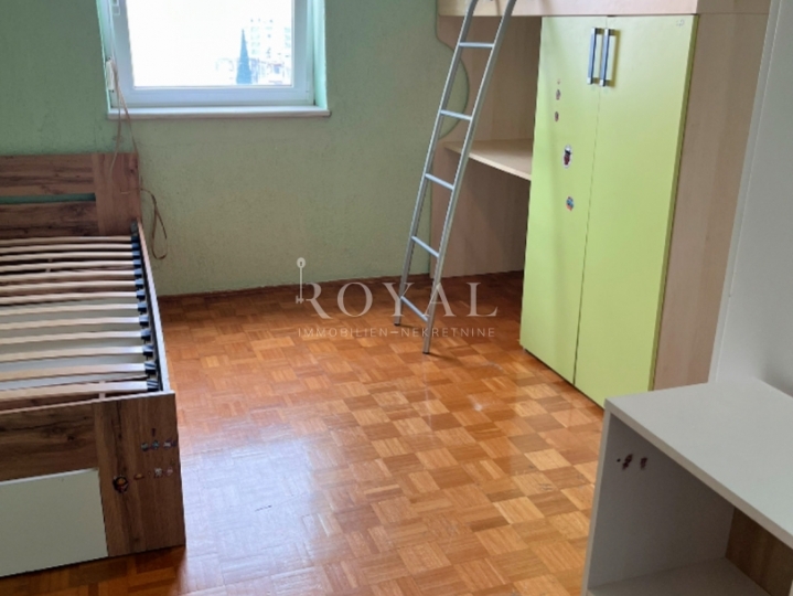 Iznajmljuje se stan na Zametu, 85m2