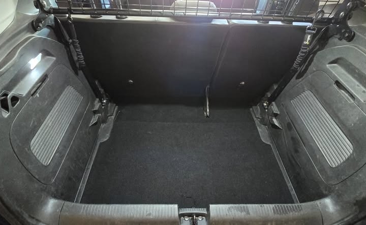 Opel Crossland X 1.2, reg. 03./2026. 