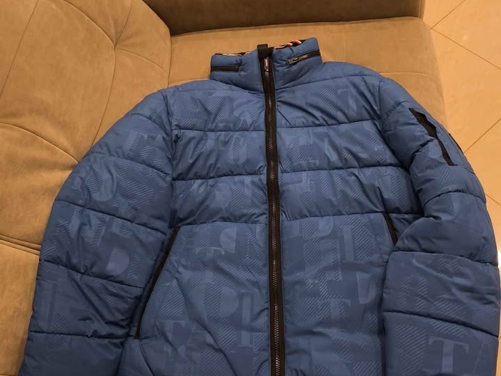 Jakne Tom Taylor i dva prsluka 