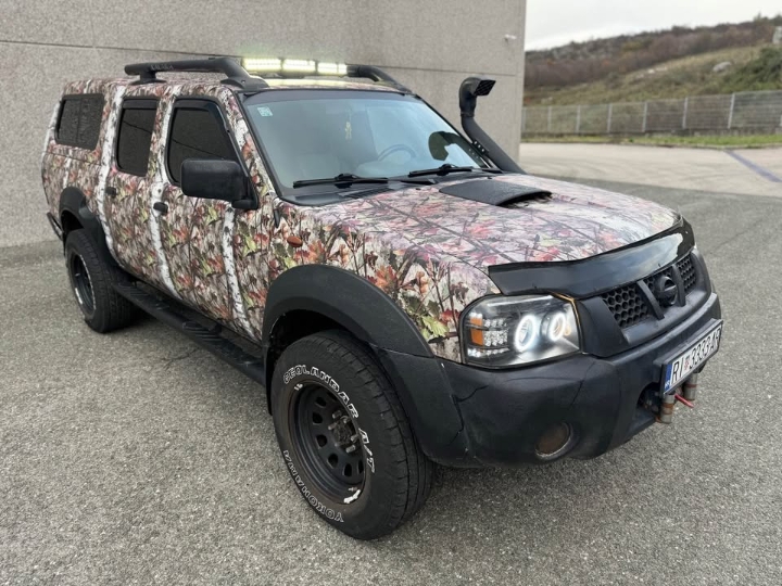 Nissan Navara 2.5d