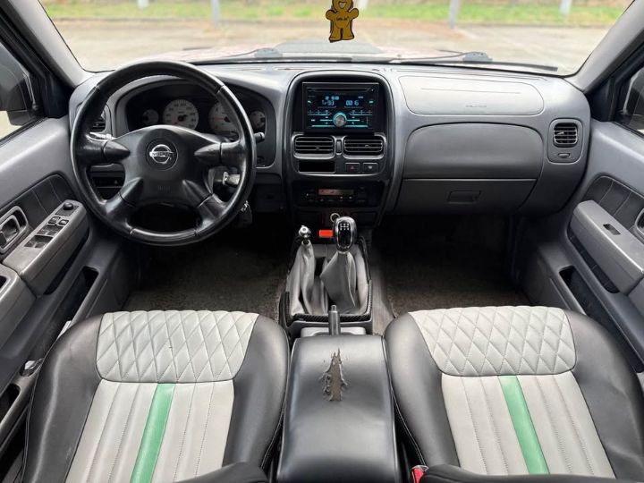 Nissan Navara 2.5d