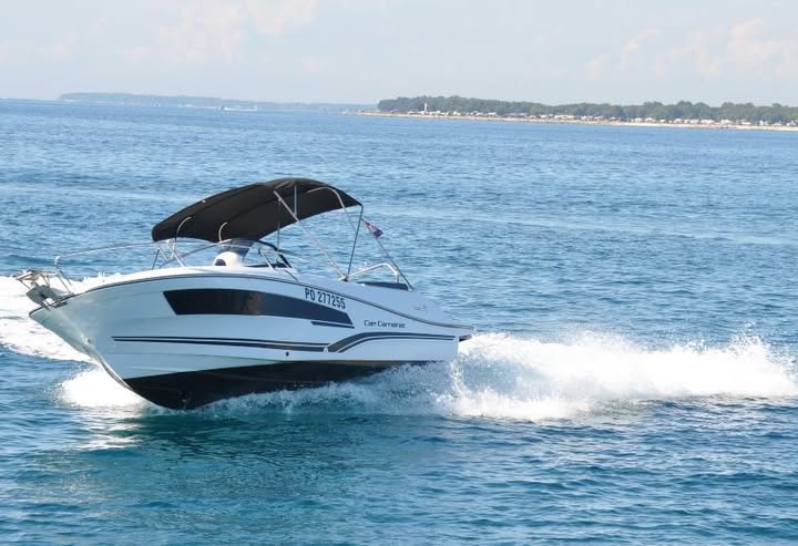 Jeanneau Cap Camarat 7.5 WA