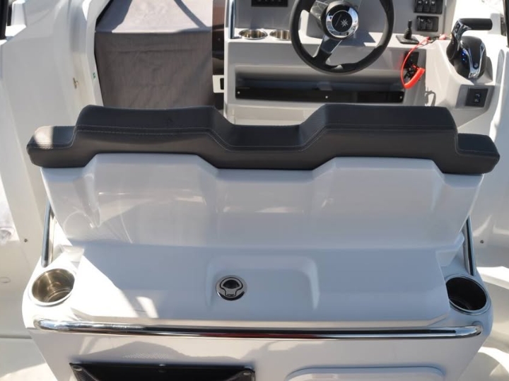 Jeanneau Cap Camarat 7.5 WA