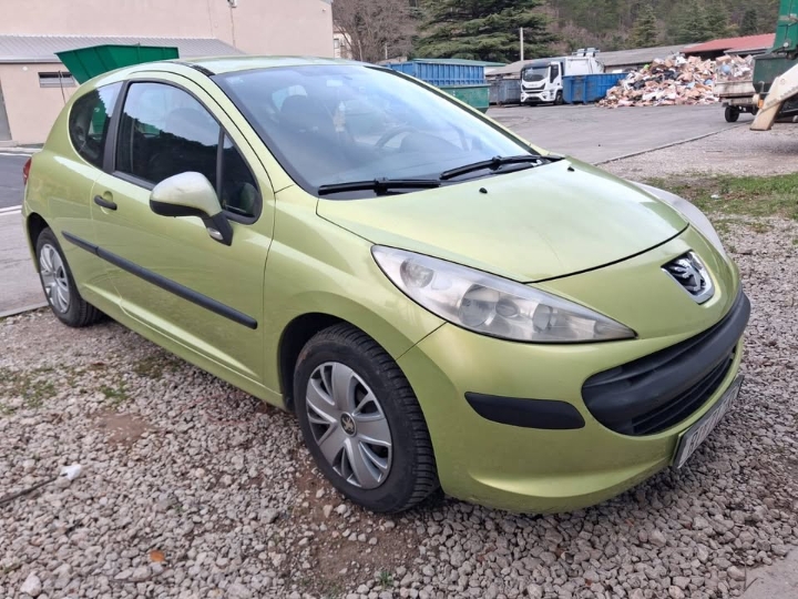 Peugeot 207