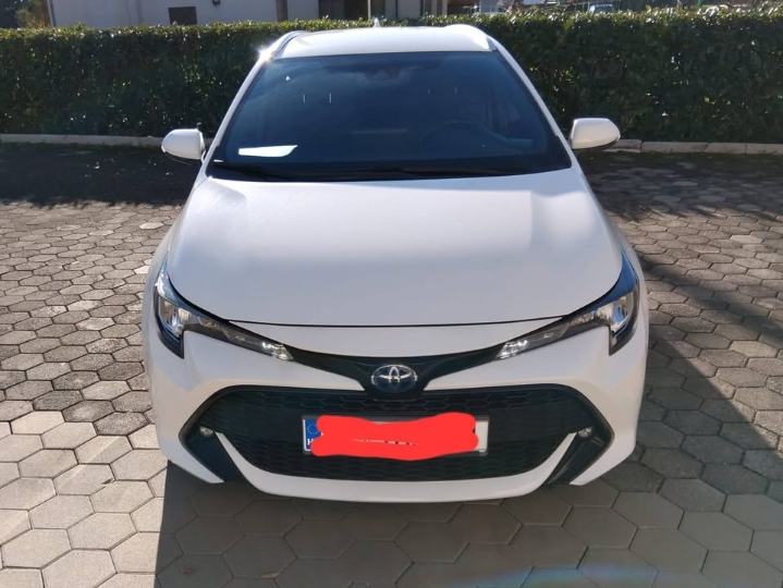 Toyota Corolla 1.8 Hybrid
