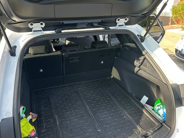 Toyota Corolla 1.8 Hybrid