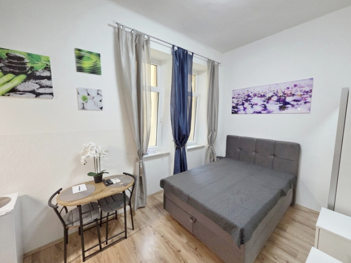 Belveder, 24 m2, 1. kat, 450€