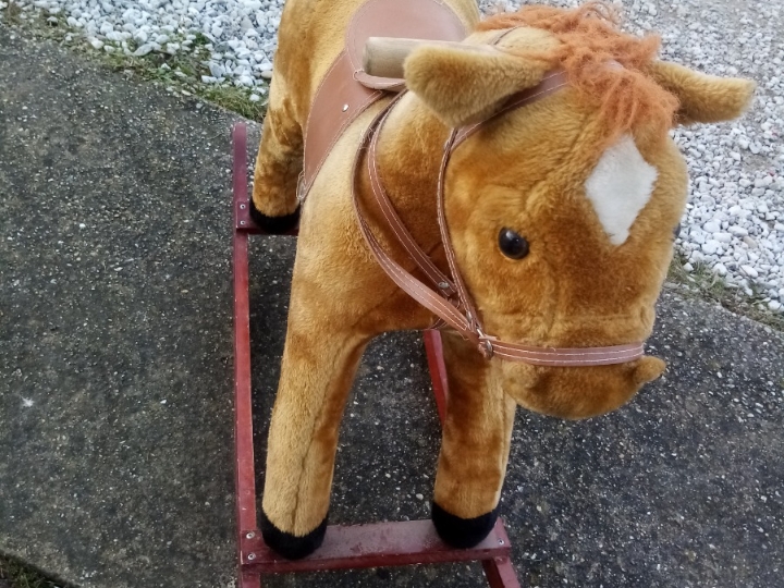 Konjić ljuljačka njihaljka