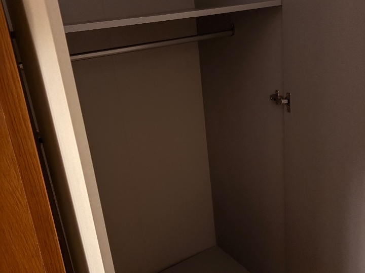 Komplet namještaja za sobu