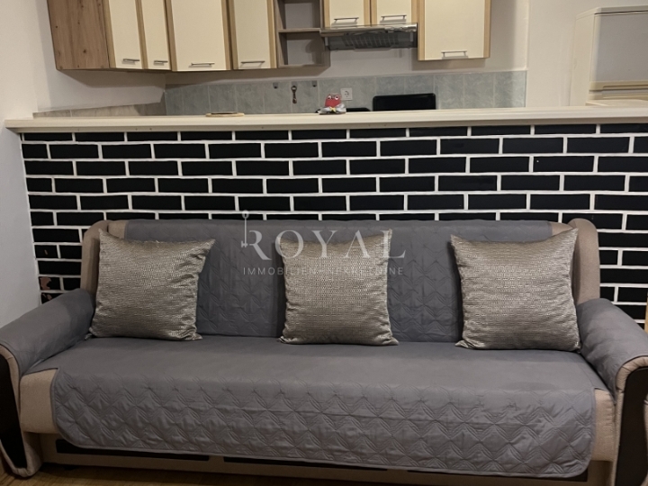 Uređen 1S+DB stan na Matuljima