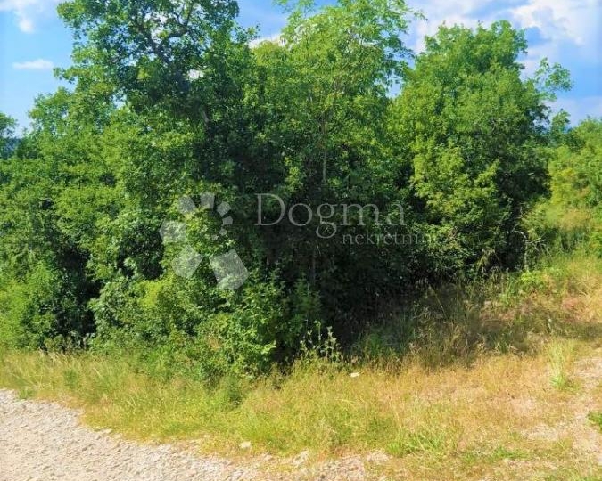 Labin, okolica, građevinsko zemljište nedaleko mora