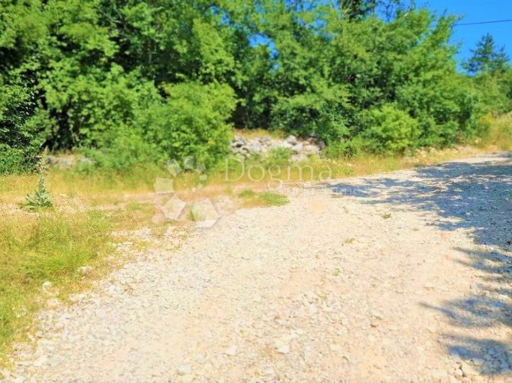 Labin, okolica, građevinsko zemljište nedaleko mora