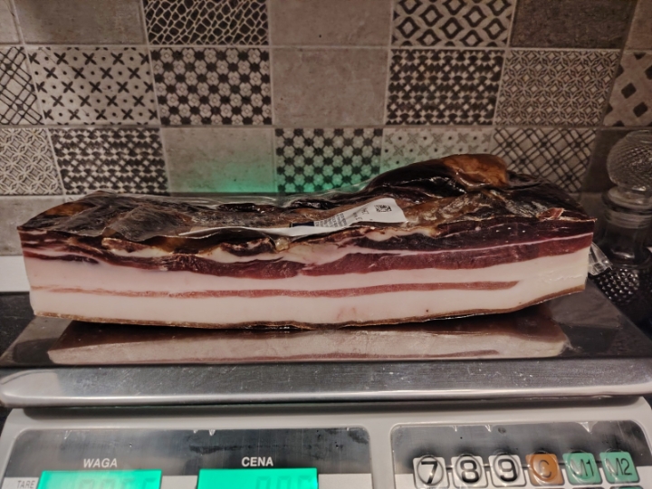 Slavonska slanina i kobasice