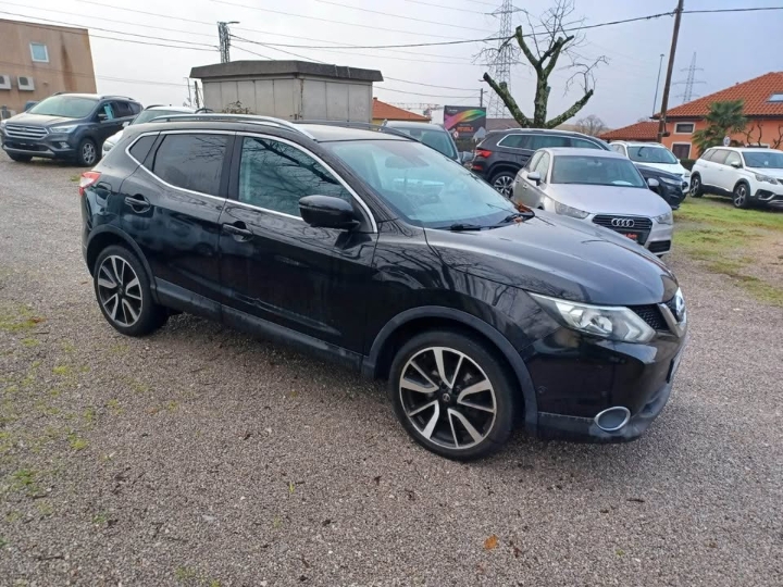 Nissan Qashqai 1.2