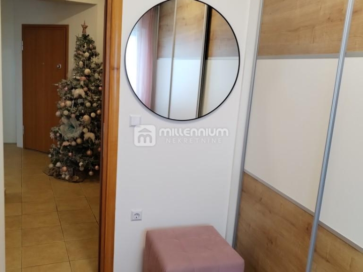 Marinići, 81.30m2, 3S+DB s balkonom i parkingom