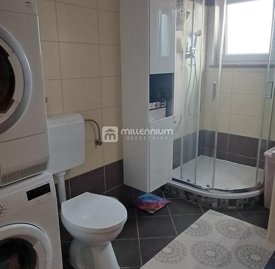 Marinići, 81.30m2, 3S+DB s balkonom i parkingom