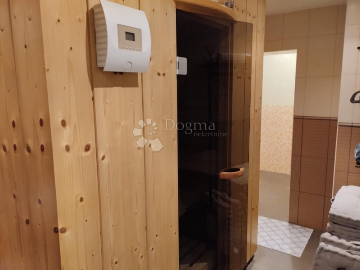 Samostojeća kuća u idiličnom okruženju