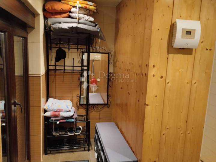 Samostojeća kuća u idiličnom okruženju