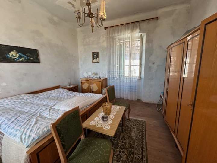 Dvojna kuća s daškom prošlosti