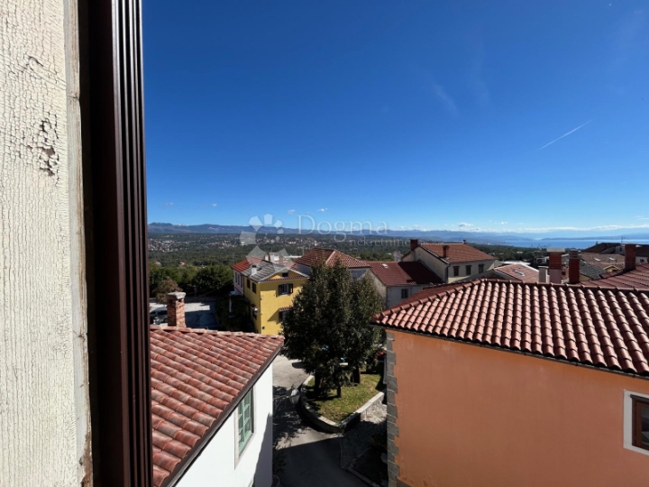 Dvojna kuća s daškom prošlosti