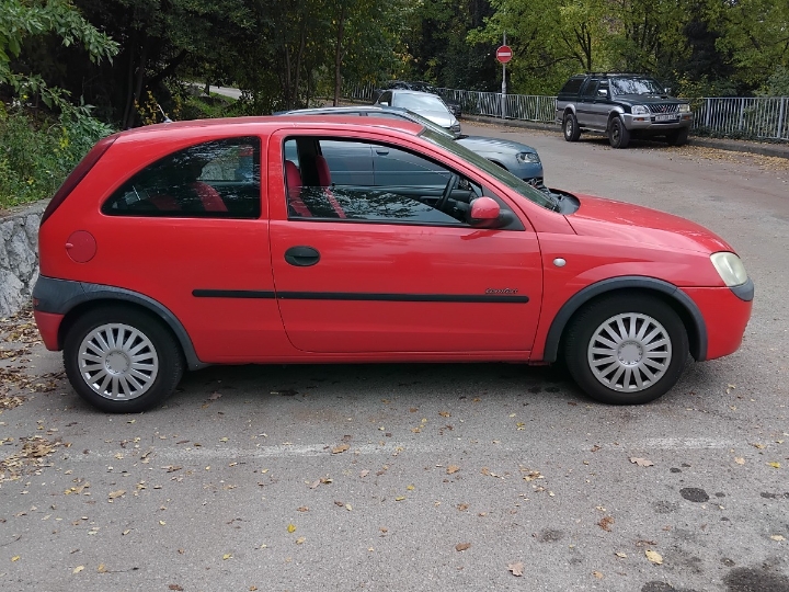 Opel Corsa 1.2 16V Comfort