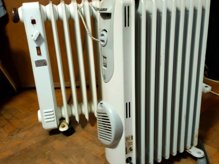 Električni uljni radijatori