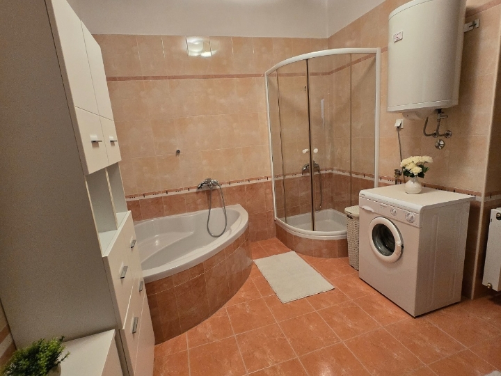 Iznajmljujem stan na Martinkovcu