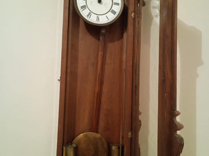 Altdeutch drveni zidni sat