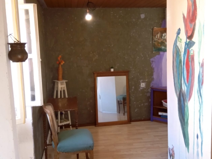 Varoš Split, dva stana i dvorište