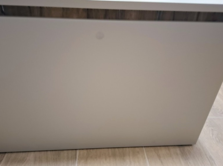 Stolić za dnevni boravak