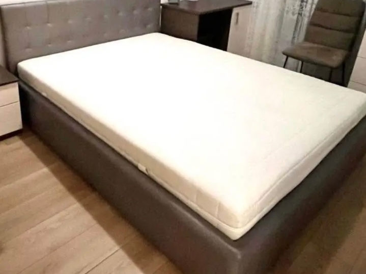 Anatomski madrac Bernarda 200x160cm