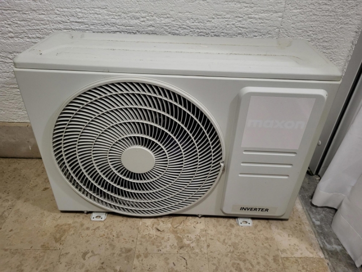 Maxon klima uređaj neispravna