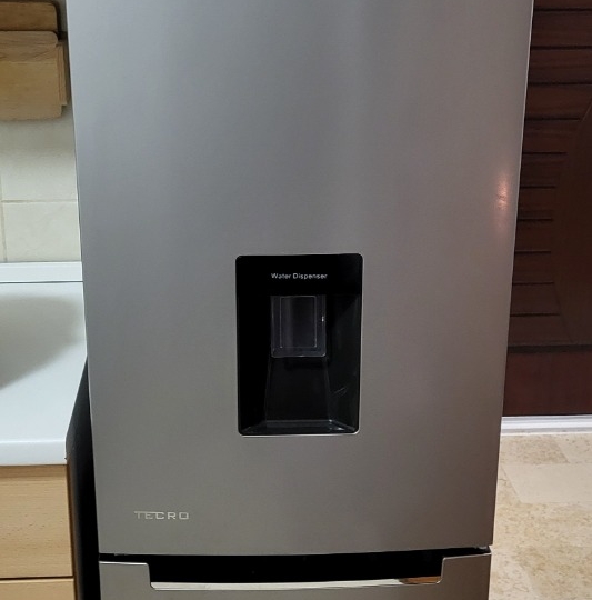 Tecro hladnjak neispravan