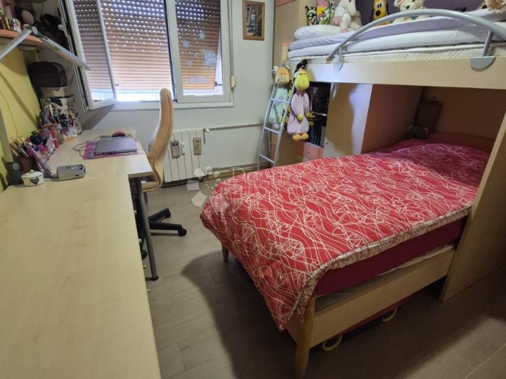 Gornja Vežica, 2S+DB