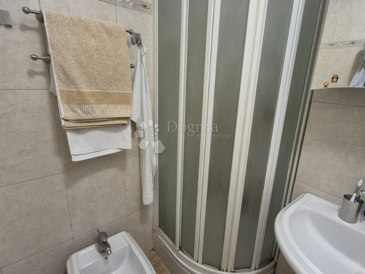 Gornja Vežica, 2S+DB