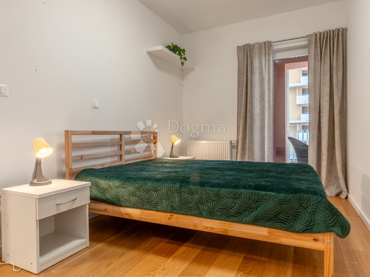 Kantrida, novogradnja luksuzan 2S+DB