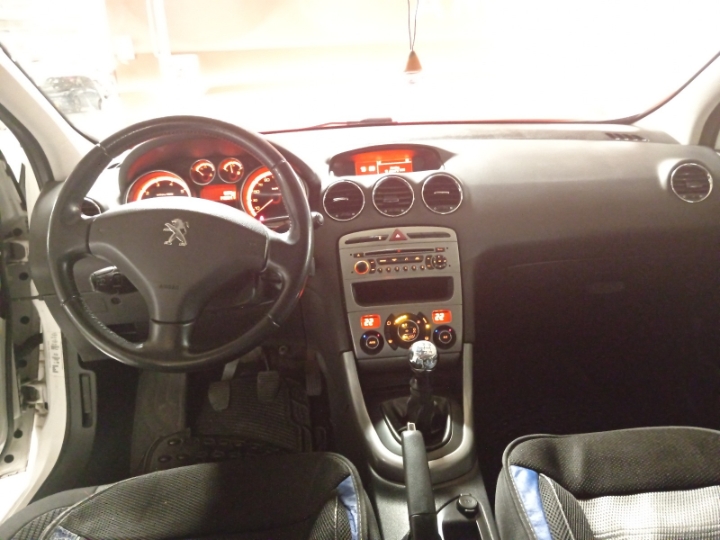 Peugeot 308, 1.4, 2011. g.