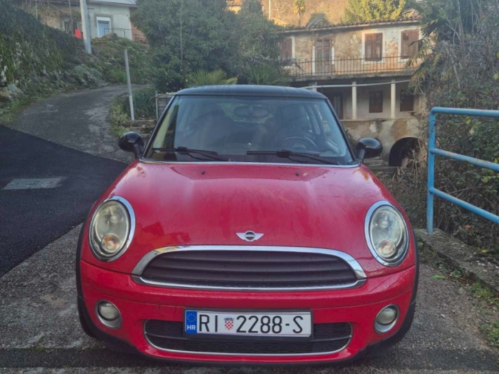 Mini Cooper - hitno