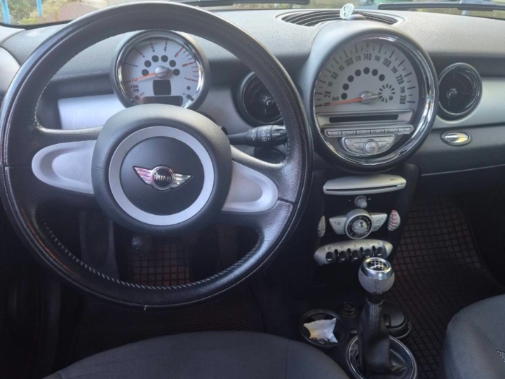 Mini Cooper - hitno